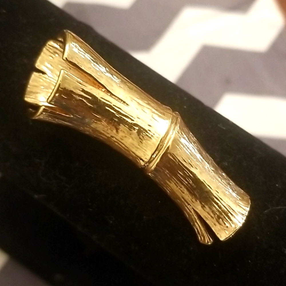 H&M BAMBOO Prosperity Vintage Brooch Pin